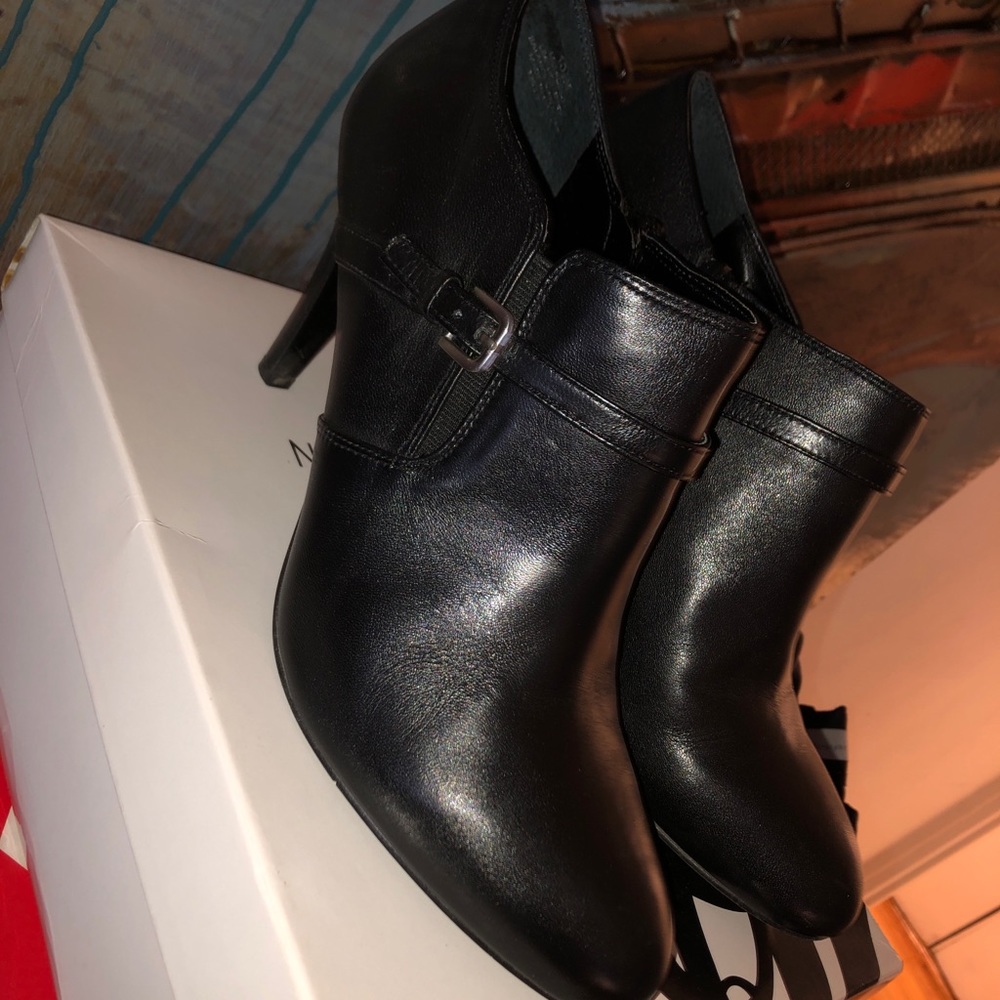 Nine West Black Dressy Ankle Boots size 10.5